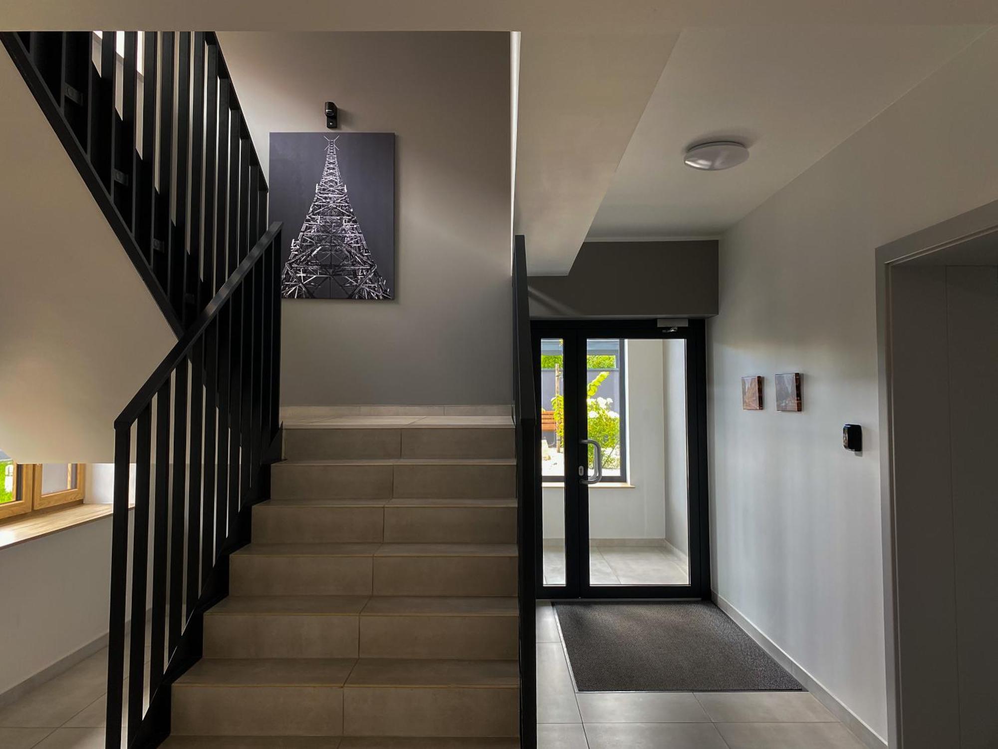 Tanie Noclegi Gliwice - Apartamenty Lowicka 28 Exterior foto